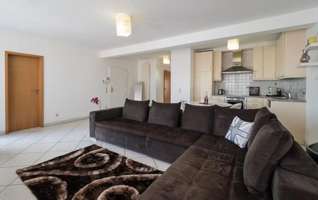 LUXURY PENTHOUSE APARTMENT WITH 3 Balconies -2 BEDROOMS&PETRUS VIEW Luxemburg Exterior foto